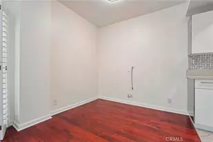 1131 Alta Loma, West Hollywood, CA 90069 - Photo 9