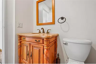 1131 Alta Loma, West Hollywood, CA 90069 - Photo 15