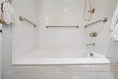1131 Alta Loma, West Hollywood, CA 90069 - Photo 23