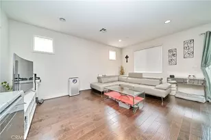 21125 Ingomar Ct, Canoga Park, CA 91304 - Photo 11