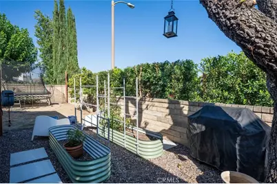 25302 Via Ramon, Valencia, CA 91355 - Photo 37