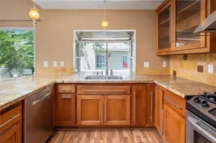 26105 McBean Pkwy, Valencia, CA 91355 - Photo 15