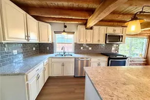 1004 Eagle Ln, Frazier Park, CA 93225 - Photo 11