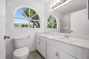 14380 Foothill Blvd, Los Angeles, CA 91342 - Photo 7