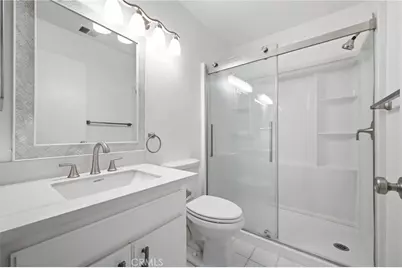 14380 Foothill Blvd #1, Los Angeles, CA 91342 - Photo 3