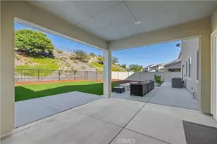 28683 Windbreak, Saugus, CA 91350 - Photo 27
