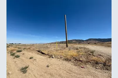 1602 Vac/Cor S/Farnborough, Palmdale, CA 93551 - Photo 3