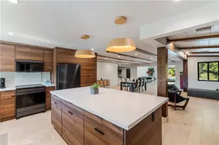 5950 Winnetka, Woodland Hills, CA 91367 - Photo 11