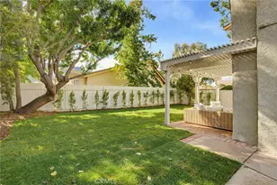 30468 Passageway Pl, Agoura Hills, CA 91301 - Photo 23