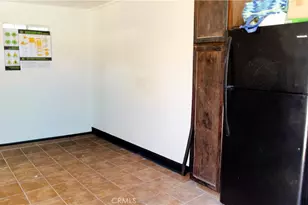 21209 Dumetz Rd, Woodland Hills, CA 91364 - Photo 43