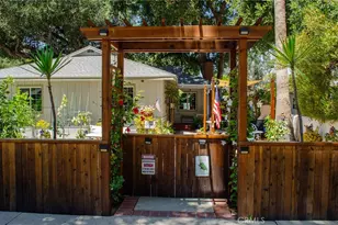 21209 Dumetz Rd, Woodland Hills, CA 91364 - Photo 7