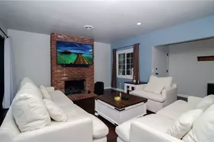 21209 Dumetz Rd, Woodland Hills, CA 91364 - Photo 21