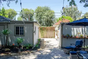 21209 Dumetz Rd, Woodland Hills, CA 91364 - Photo 57
