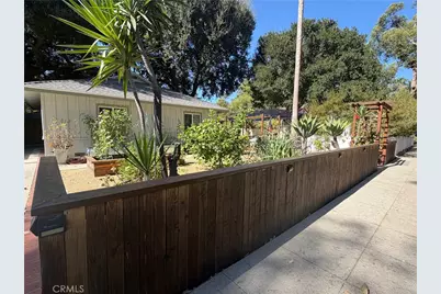 21209 Dumetz Road, Woodland Hills, CA 91364 - Photo 3