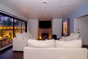 21209 Dumetz Rd, Woodland Hills, CA 91364 - Photo 59