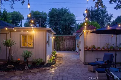 21209 Dumetz Road, Woodland Hills, CA 91364 - Photo 29