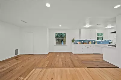 20776 Skouras Drive, Winnetka, CA 91306 - Photo 9
