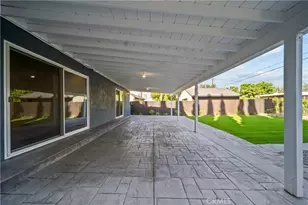 20776 Skouras Dr, Winnetka, CA 91306 - Photo 33