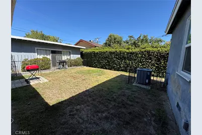 7039 Hesperia, Reseda, CA 91335 - Photo 37