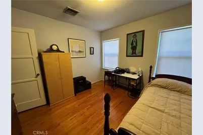 7039 Hesperia, Reseda, CA 91335 - Photo 31