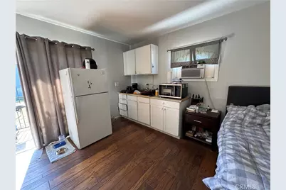 7039 Hesperia, Reseda, CA 91335 - Photo 41