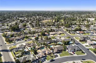 6621 Vancouver Dr, Bakersfield, CA 93309 - Photo 27