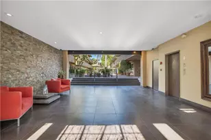 970 Palm Ave, West Hollywood, CA 90069 - Photo 3