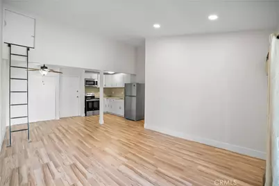 21801 Roscoe Boulevard #206, Canoga Park, CA 91304 - Photo 3