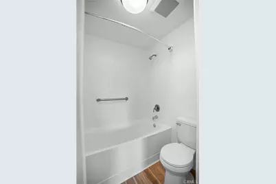 21801 Roscoe Boulevard #206, Canoga Park, CA 91304 - Photo 13