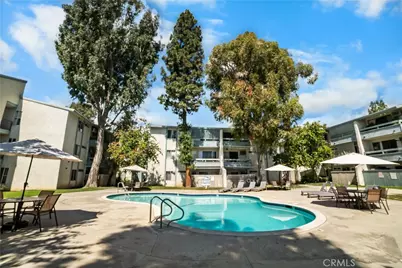 21801 Roscoe Boulevard #206, Canoga Park, CA 91304 - Photo 19