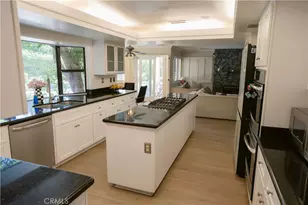 3060 Sioux Ct, Simi Valley, CA 93063 - Photo 15