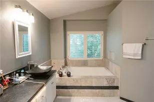 3060 Sioux Ct, Simi Valley, CA 93063 - Photo 35