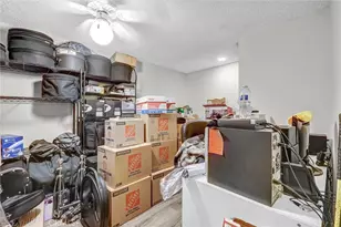 19451 Sherman Way, Reseda, CA 91335 - Photo 21