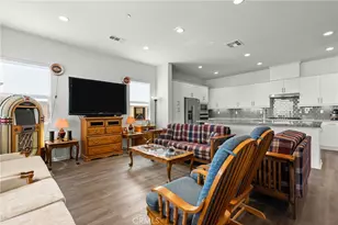 18725 Big Cedar Dr, Canyon Country, CA 91387 - Photo 9