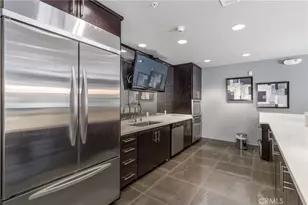 21301 Erwin St, Woodland Hills, CA 91367 - Photo 7
