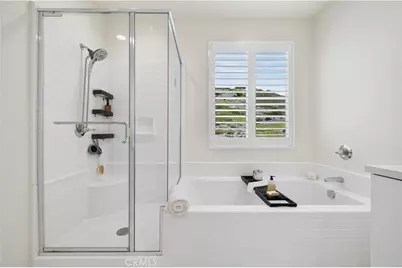 28588 Foothill, Saugus, CA 91350 - Photo 27