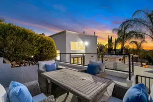 4392 Pampas Rd, Woodland Hills, CA 91364 - Photo 3