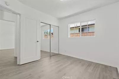 11144 Laurel Canyon Boulevard, Los Angeles, CA 91340 - Photo 27