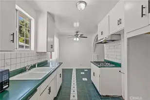 11144 Laurel Canyon Blvd, Los Angeles, CA 91340 - Photo 13