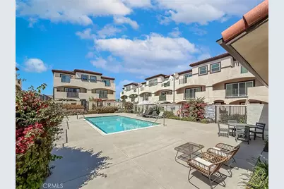 946 Warwick, Thousand Oaks, CA 91360 - Photo 61