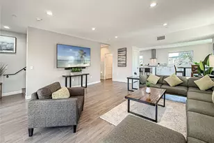 946 Warwick, Thousand Oaks, CA 91360 - Photo 15