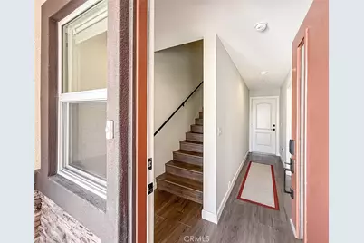 946 Warwick, Thousand Oaks, CA 91360 - Photo 5