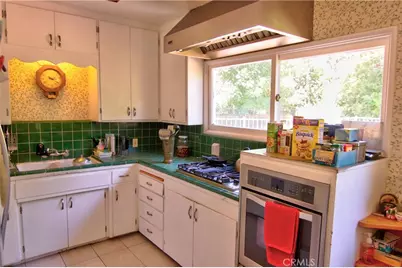 5314 Woodlake, Los Angeles, CA 91367 - Photo 9