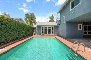 5841 Radford Ave, Los Angeles, CA 91607 - Photo 17