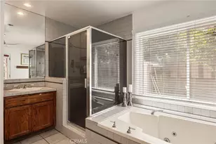 5841 Radford Ave, Los Angeles, CA 91607 - Photo 15