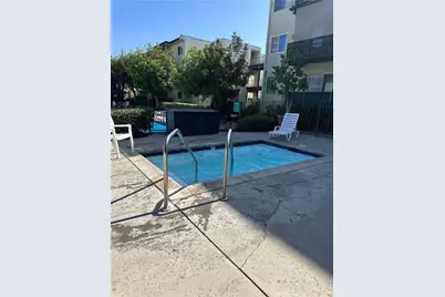 5460 White Oak Avenue #E207, Encino, CA 91316 - Photo 3