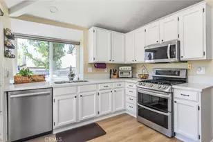 22914 Banyan Pl, Saugus, CA 91390 - Photo 9
