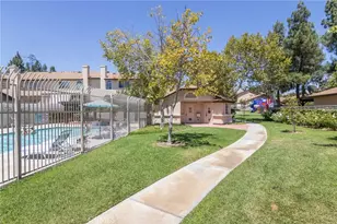 22914 Banyan Pl, Saugus, CA 91390 - Photo 25