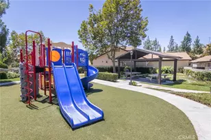 22914 Banyan Pl, Saugus, CA 91390 - Photo 27