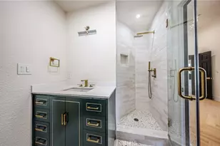 16515 Valley Ranch, Canyon Country, CA 91387 - Photo 13